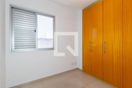 Quarto 1 de apartamento à venda com 2 quartos, 50m² em Vila Bertioga, São Paulo