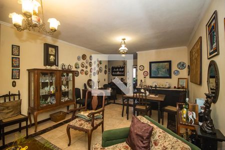 Sala de casa à venda com 4 quartos, 248m² em Ipanema, Porto Alegre