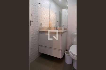 Studio para alugar com 42m², 0 quarto e sem vaga Studio para alugar com 42m², 0 quarto e sem vagaBanheiro Studio