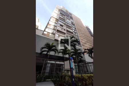 Studio para alugar com 42m², 0 quarto e sem vaga Studio para alugar com 42m², 0 quarto e sem vagaFachada
