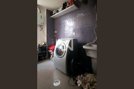 Apartamento à venda com 100m², 2 quartos e 2 vagas Apartamento à venda com 100m², 2 quartos e 2 vagasÁrea de Serviço