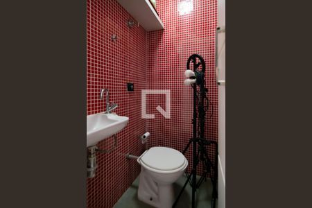 Apartamento à venda com 100m², 2 quartos e 2 vagas Apartamento à venda com 100m², 2 quartos e 2 vagasBanheiro