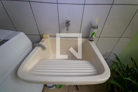 Casa à venda com 200m², 3 quartos e 2 vagasÁrea de serviço 