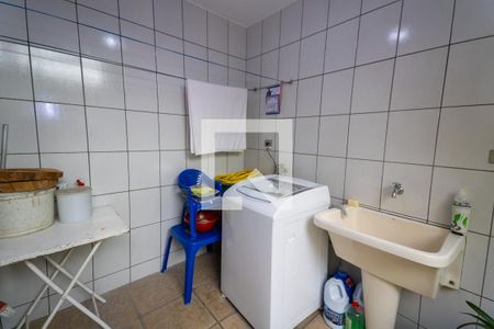Casa à venda com 200m², 3 quartos e 2 vagasÁrea de serviço 