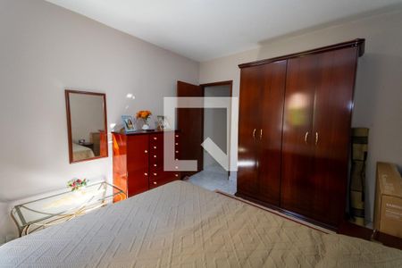 Casa à venda com 200m², 3 quartos e 2 vagasQuarto 3