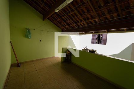 Casa à venda com 200m², 3 quartos e 2 vagasedícula 