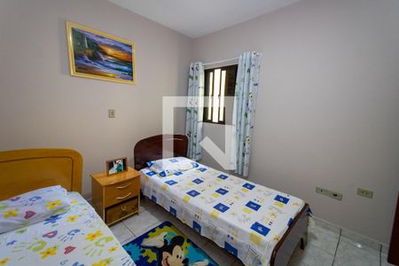 Casa à venda com 200m², 3 quartos e 2 vagasQuarto 2