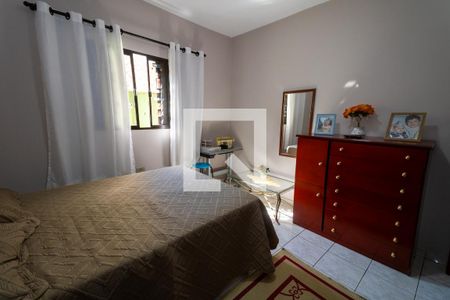 Casa à venda com 200m², 3 quartos e 2 vagasQuarto 3