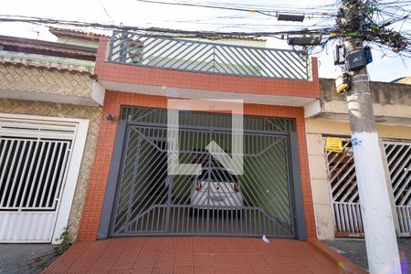Casa à venda com 200m², 3 quartos e 2 vagasFachada