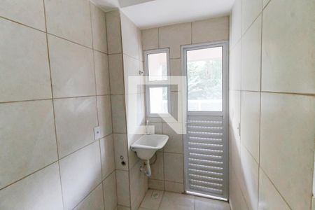 Studio para alugar com 35m², 1 quarto e 1 vaga Studio para alugar com 35m², 1 quarto e 1 vagaCozinha e Área de Serviço