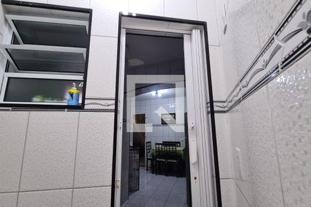 Casa para alugar com 110m², 3 quartos e 2 vagasBanheiro 2
