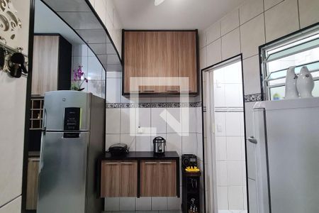 Casa para alugar com 110m², 3 quartos e 2 vagasCozinha