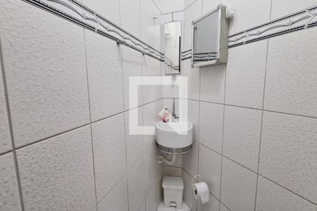 Casa para alugar com 110m², 3 quartos e 2 vagasBanheiro 2