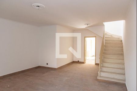 Sala de casa à venda com 3 quartos, 170m² em Cambuci, São Paulo