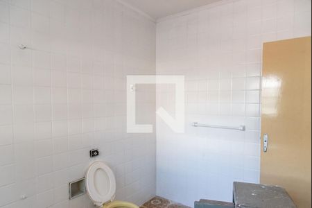 Casa à venda com 170m², 3 quartos e 2 vagasBanheiro da suíte