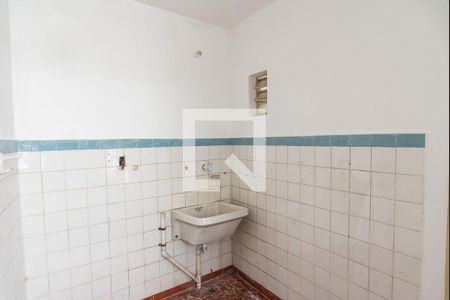 Casa à venda com 170m², 3 quartos e 2 vagasLavanderia