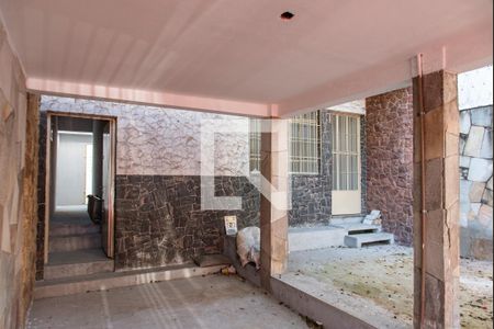 Casa à venda com 170m², 3 quartos e 2 vagasGaragem