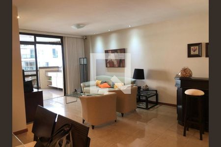 Apartamento à venda com 4 quartos, 180m² em Icaraí, Niterói