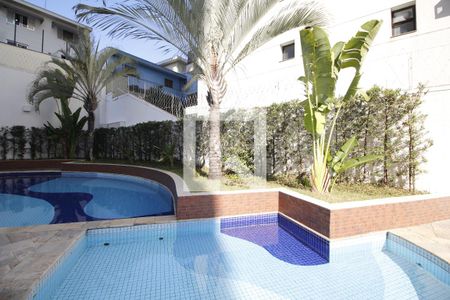 Apartamento para alugar com 220m², 3 quartos e 5 vagasÁrea comum - Piscina