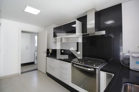 Apartamento para alugar com 220m², 3 quartos e 5 vagasCozinha