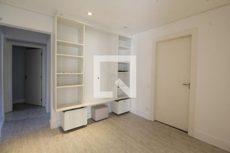 Sala de TV de apartamento para alugar com 3 quartos, 220m² em Santana, São Paulo