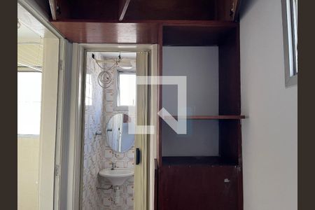 Apartamento à venda com 67m², 2 quartos e 1 vagaQuarto de Serviço