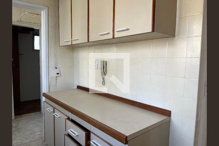 Apartamento à venda com 67m², 2 quartos e 1 vagaCozinha
