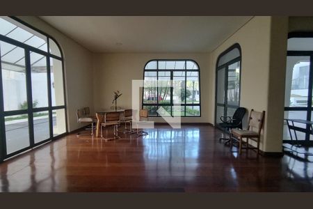 Apartamento à venda com 120m², 4 quartos e 2 vagasÁrea comum