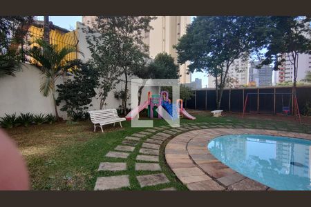 Apartamento à venda com 120m², 4 quartos e 2 vagasÁrea comum