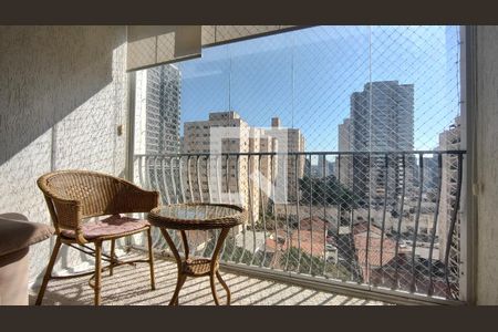 Apartamento à venda com 120m², 4 quartos e 2 vagasSala