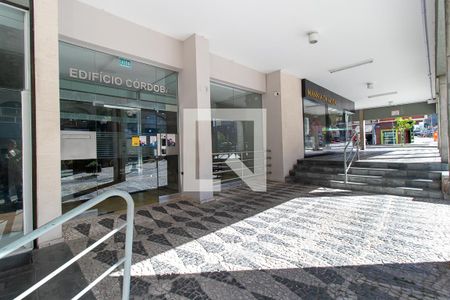 Apartamento para alugar com 200m², 4 quartos e 2 vagasEntrada