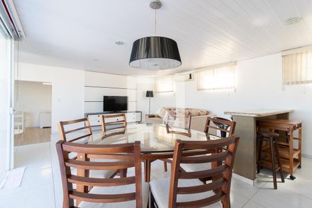 Apartamento para alugar com 200m², 4 quartos e 2 vagasÁrea comum - Churrasqueira