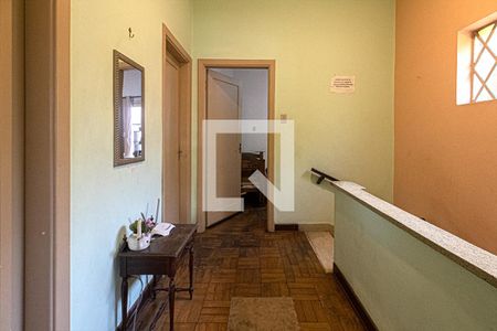 Casa à venda com 250m², 5 quartos e 2 vagasSala intima