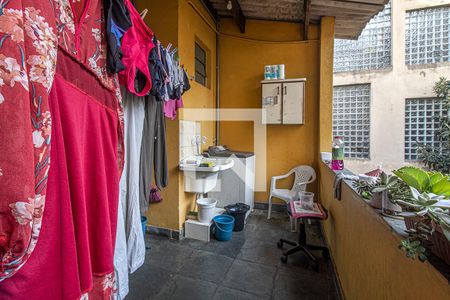 Casa à venda com 250m², 5 quartos e 2 vagasárea de serviço