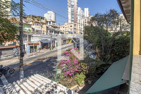 Casa à venda com 250m², 5 quartos e 2 vagasvista