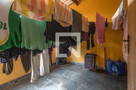 Casa à venda com 250m², 5 quartos e 2 vagasárea de serviço