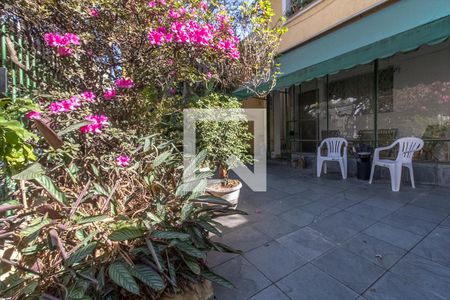 Casa à venda com 250m², 5 quartos e 2 vagasquintal