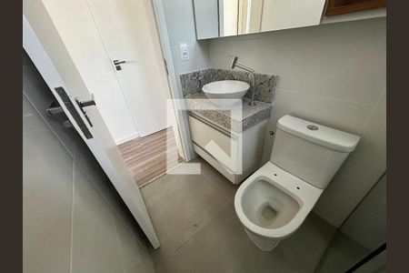 Apartamento para alugar com 77m², 3 quartos e 2 vagasBanheiro