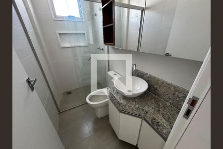 Apartamento para alugar com 77m², 3 quartos e 2 vagasBanheiro