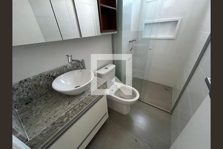 Apartamento para alugar com 77m², 3 quartos e 2 vagasBanheiro