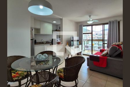 Sala de apartamento à venda com 2 quartos, 67m² em Recreio dos Bandeirantes, Rio de Janeiro