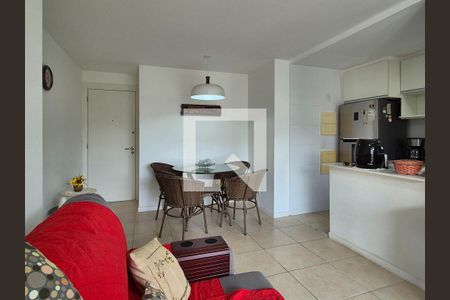 Sala de apartamento à venda com 2 quartos, 67m² em Recreio dos Bandeirantes, Rio de Janeiro