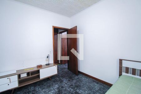 Casa à venda com 250m², 3 quartos e 3 vagas Casa à venda com 250m², 3 quartos e 3 vagasQuarto 3