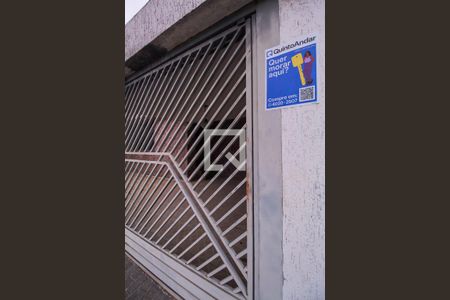 Casa à venda com 250m², 3 quartos e 3 vagas Casa à venda com 250m², 3 quartos e 3 vagasFachada