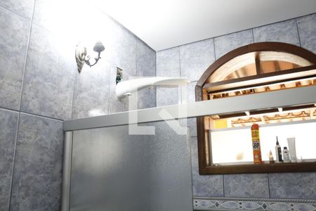 Casa à venda com 244m², 4 quartos e 10 vagasBanheiro 2