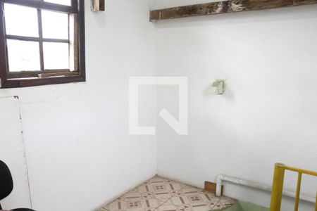 Casa à venda com 244m², 4 quartos e 10 vagasQuarto de serviço