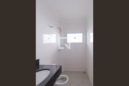 Casa à venda com 135m², 3 quartos e 4 vagasBanheiro da suíte 1