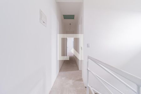 Casa à venda com 135m², 3 quartos e 4 vagasCorredor interno