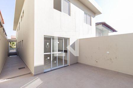 Casa à venda com 135m², 3 quartos e 4 vagasQuintal
