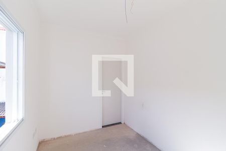 Casa à venda com 135m², 3 quartos e 4 vagasSuíte 2